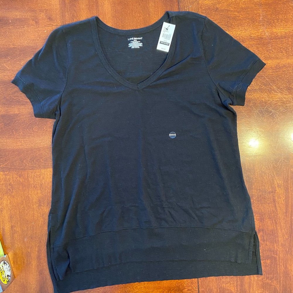 Lane Bryant black tee with hem split detail, slight high-low hem, size 14/16 NWT